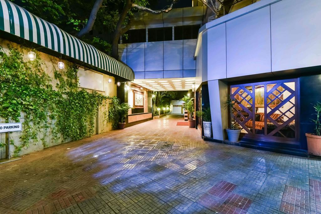 Hotel Metro Palace Bombaj Zewnętrze zdjęcie
